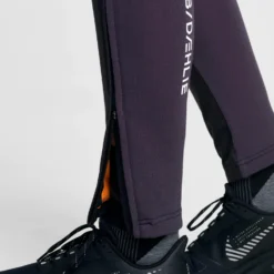 Daehlie Pants Conscious Wmn -Swix Verkaufsgeschäft 333423 Pants Conscious Wmn 99900 MODEL 3 Dahlie