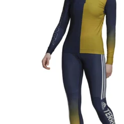 Adidas Terrex Terrex Agravic XC Race Top 14 Adidas Terrex Terrex Agravic XC Race Top -Swix Verkaufsgeschäft HH9177 7 APPAREL On Model Standard Outfit View white